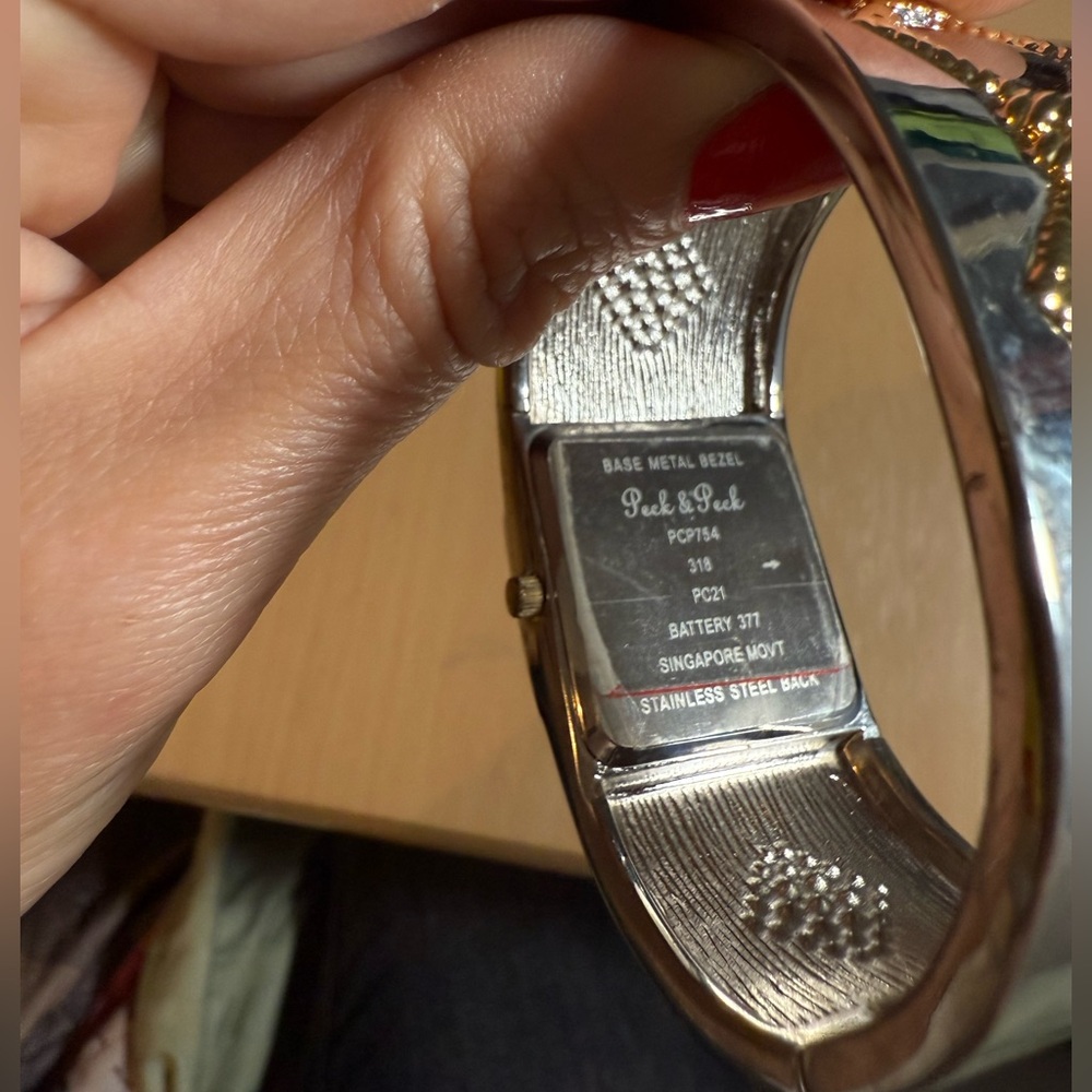 Peck & Peck Gold and Silver Women's Watch - Picture 3 of 4
